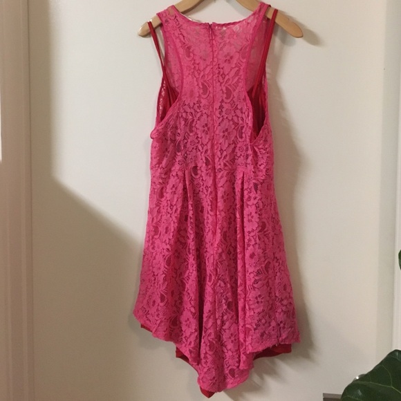 Hot pink lace dress - Picture 2 of 3